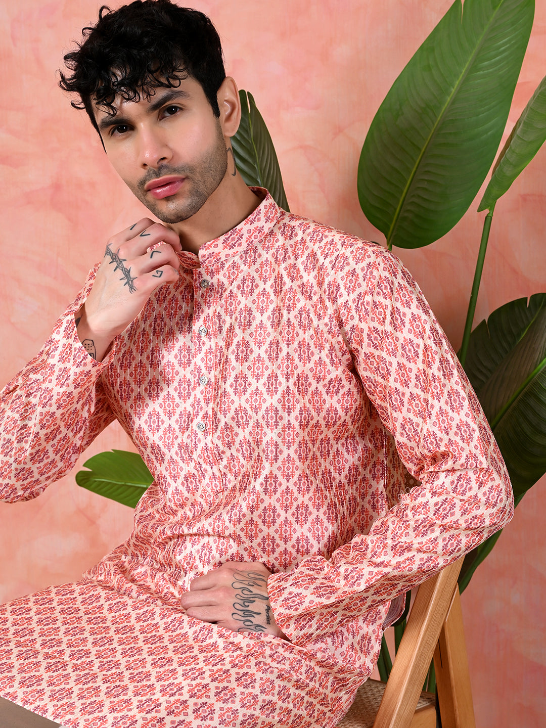 Men's pink, red ethnic print kurta.